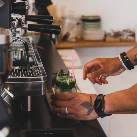 Matcha vs. Coffee: Why L-Theanine is the Secret to Anxiety-Free Energy